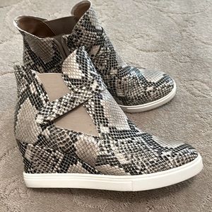 Linea Paolo Wedge Sneakers